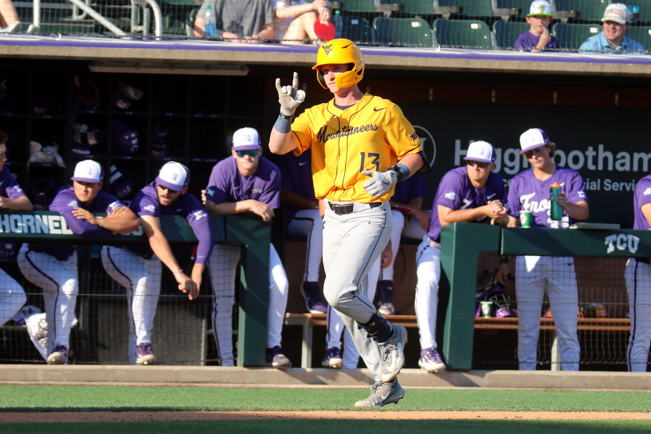 Native Texans propel Mountaineers to series win at TCU